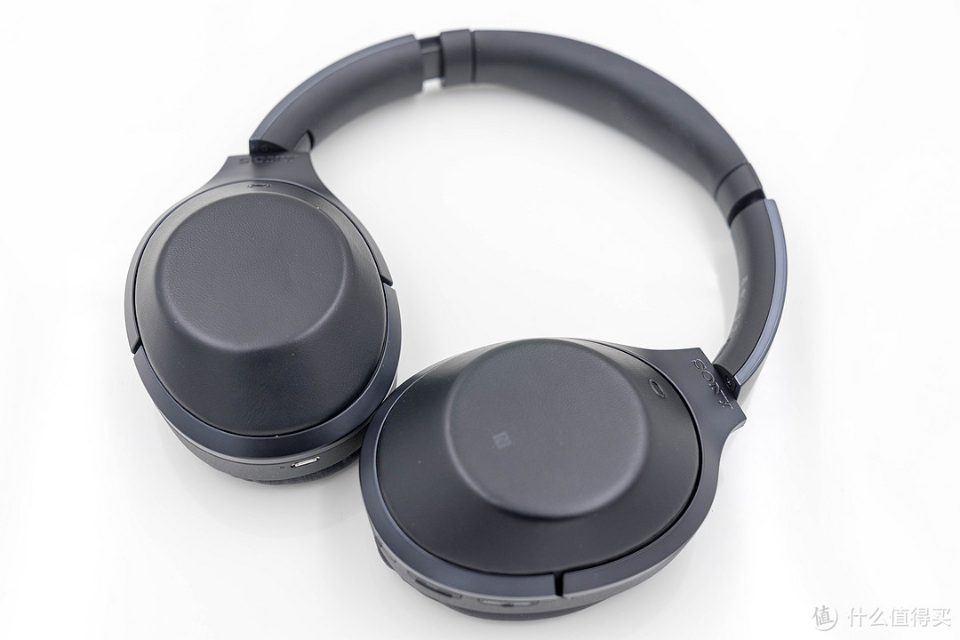 SONY 索尼 MDR-1000X 无线降噪立体声耳机 — 降噪中HiFi