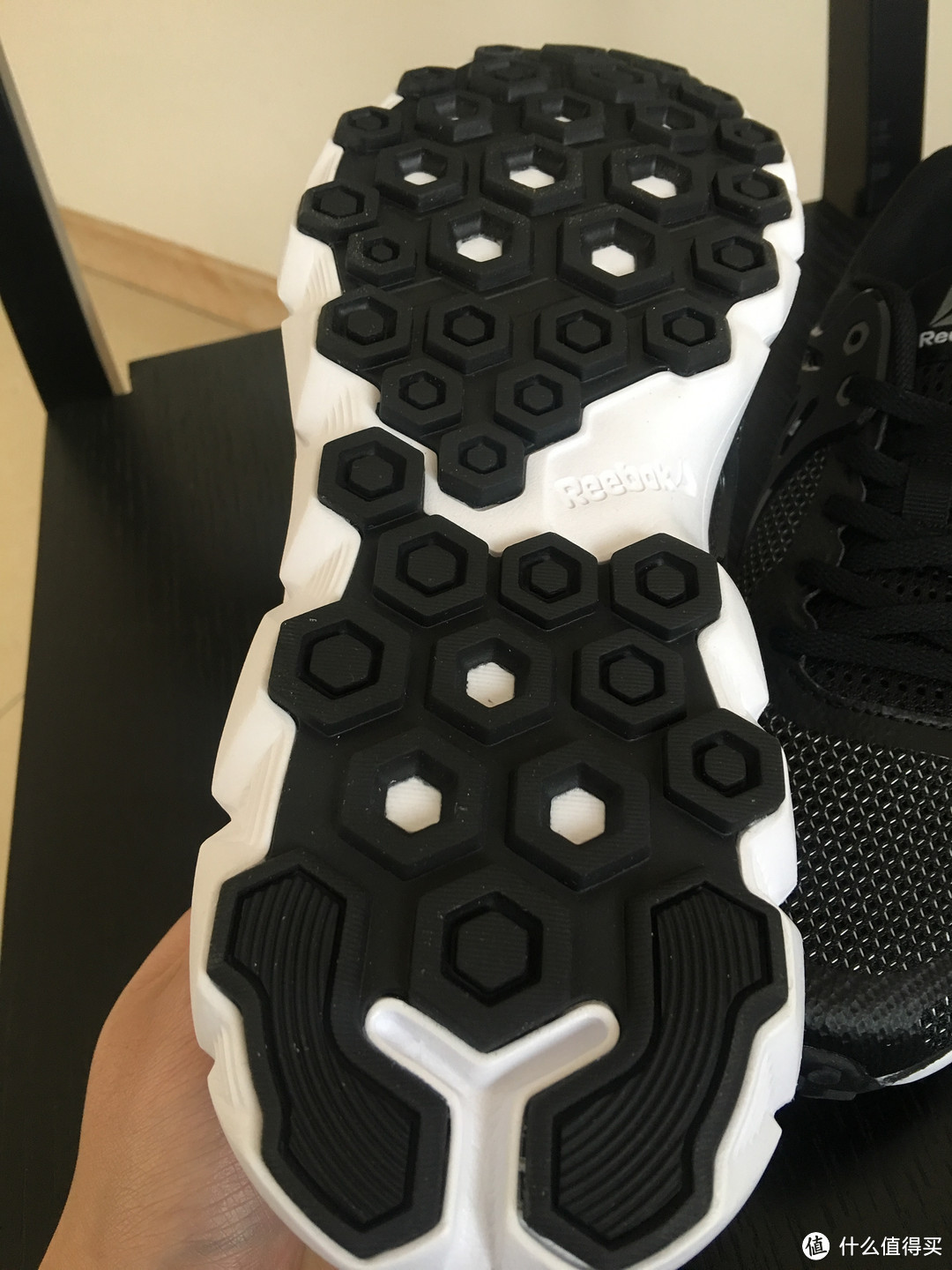 买了一双没有boost的阿迪？Reebok 锐步 AWC73 HEXAFFECT RUN 5.0 MTM 男子跑鞋