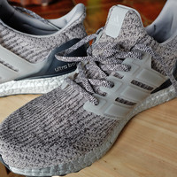 阿迪达斯 Ultra Boost 3.0 男士跑鞋使用总结(耐用性|鞋码|外形)