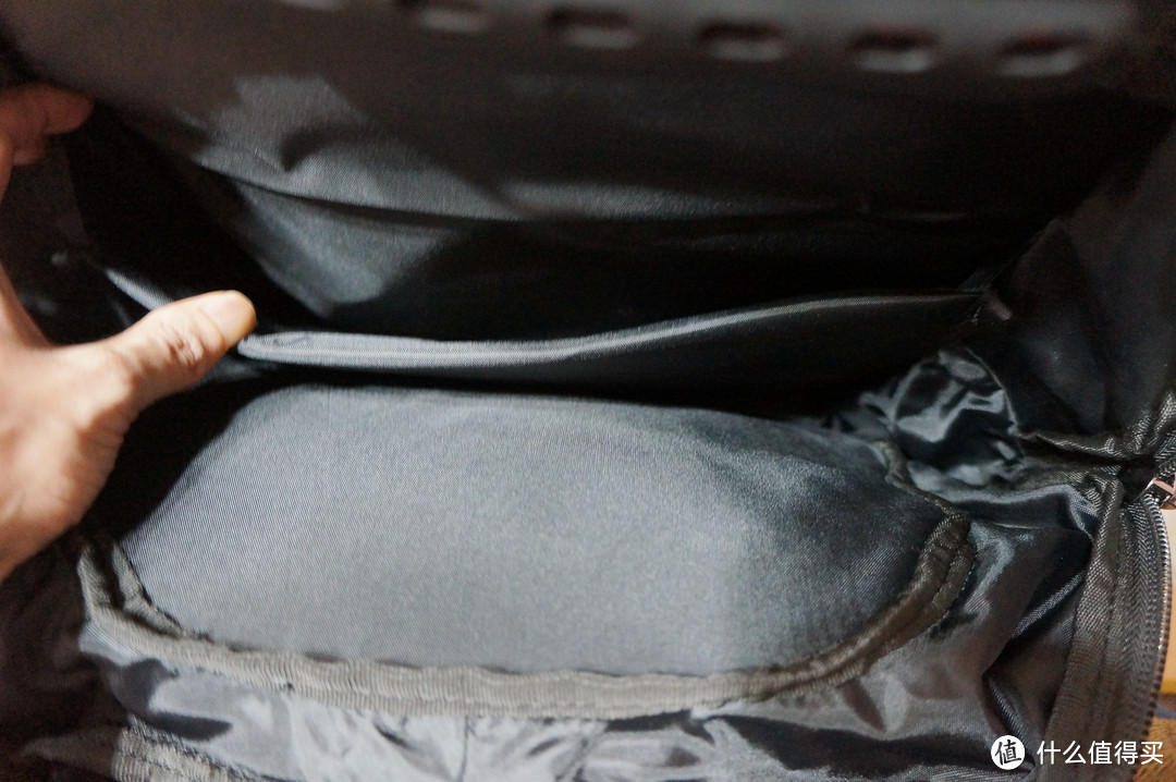 规划之美,有容乃大 -Samsonite 新秀丽 双肩多功能商务旅行电脑包15英寸