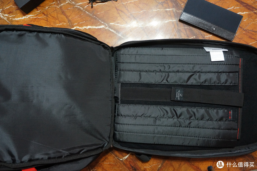 规划之美,有容乃大 -Samsonite 新秀丽 双肩多功能商务旅行电脑包15英寸