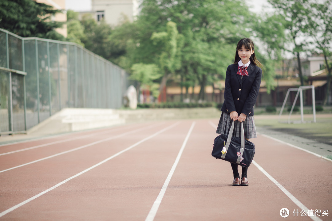 制服包永远是制服的搭配不二之选