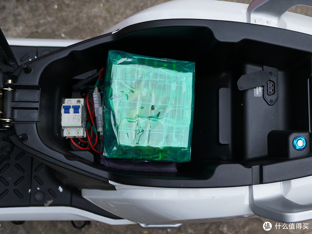 小牛 N1/N1S 电动车改装双电池以及周边配件选购、使用经验分享