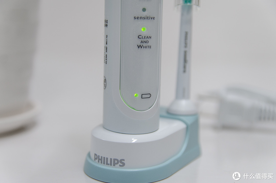 从一天的开始，改变你的生活体验：高性价比PHILIPS 飞利浦 HX6730/02 电动牙刷