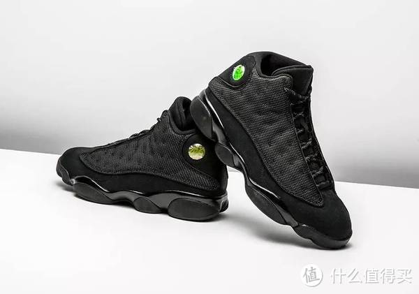 AIR JORDAN 13 RETRO “BLACK CAT” 篮球鞋