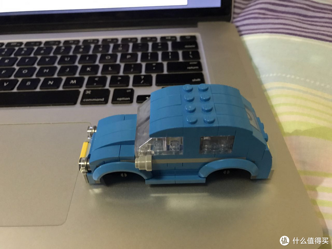 DIY官方3月赠品——LEGO 乐高 Creator Mini Beetle 40252