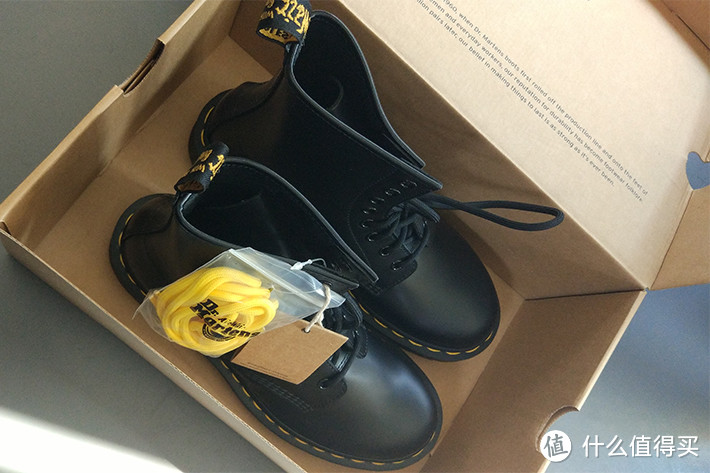 #值女研究所#潮流必备女鞋单品——Dr. Martens 1460 Smooth 女靴