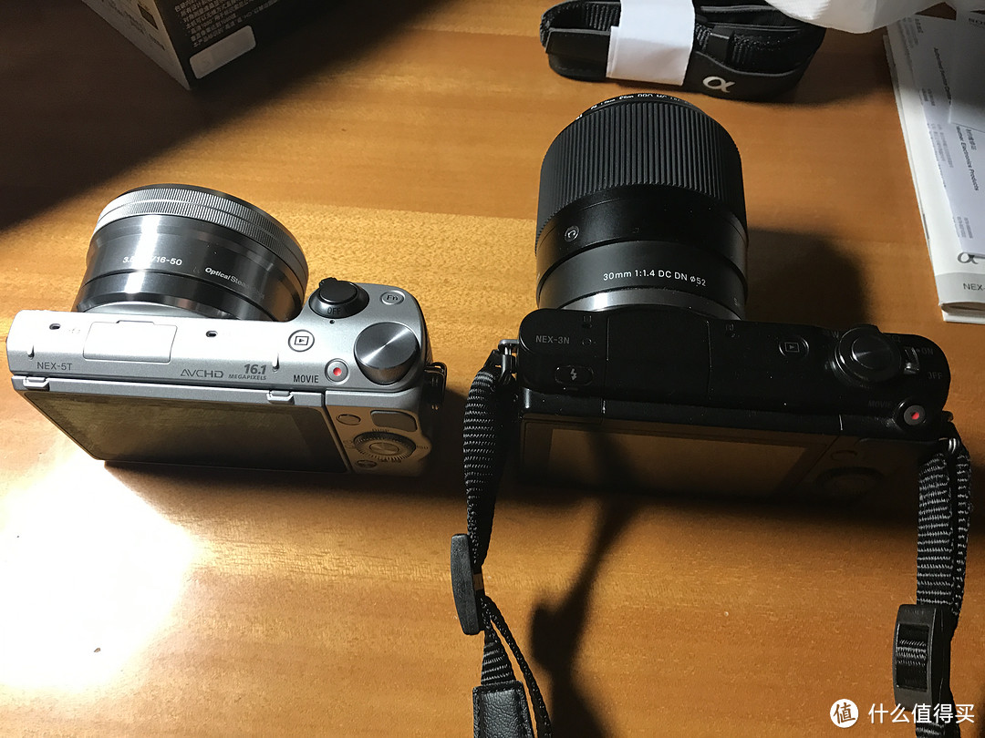 致曾经买不起的奶昔5T：Sony 索尼 NEX-5TL NEX5T微单开箱（最后有妹子图）