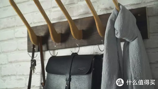 DIY衣架壁挂！解锁衣架的正确改造法