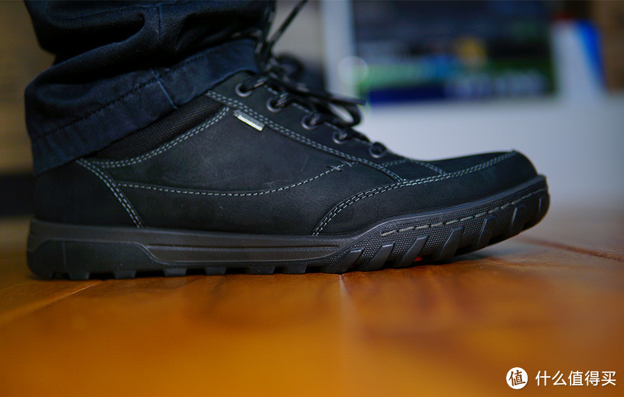 ecco 爱步 URBAN LIFESTYE GTX 户外休闲鞋 晒单