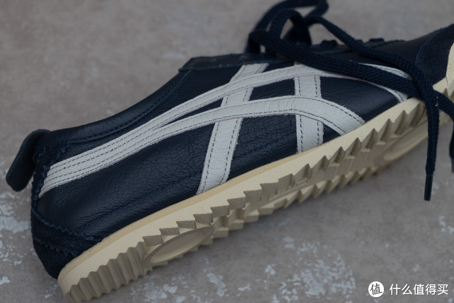 #本站首晒# 将近2倍差价，噱头还是工匠精神？Onitsuka Tiger 鬼冢虎 Mexico 66 DELUXE晒单