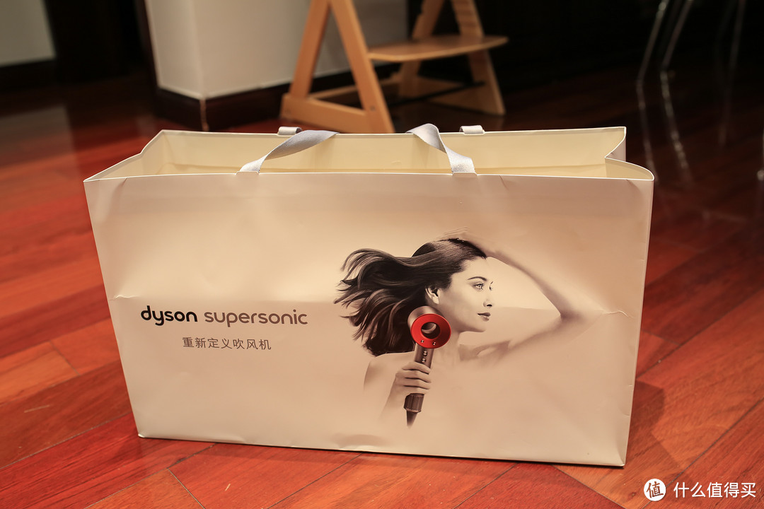 Dyson supersonic 吹风机 中国红限量版开箱记
