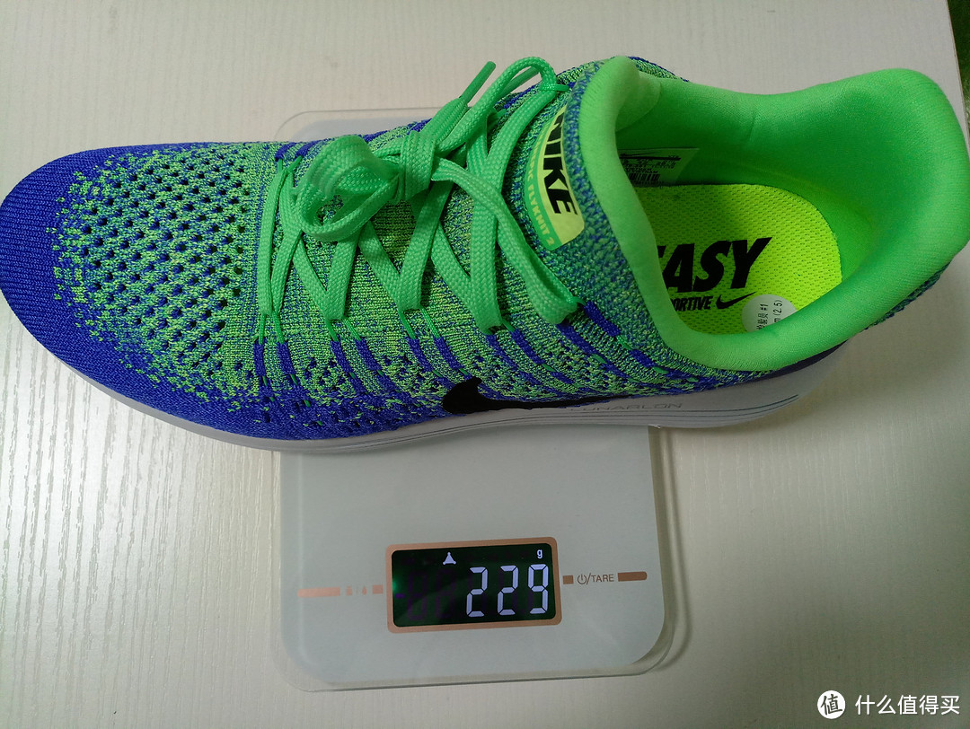 Nike 耐克 LunarEpic Low Flyknit 2跑鞋 开箱评测