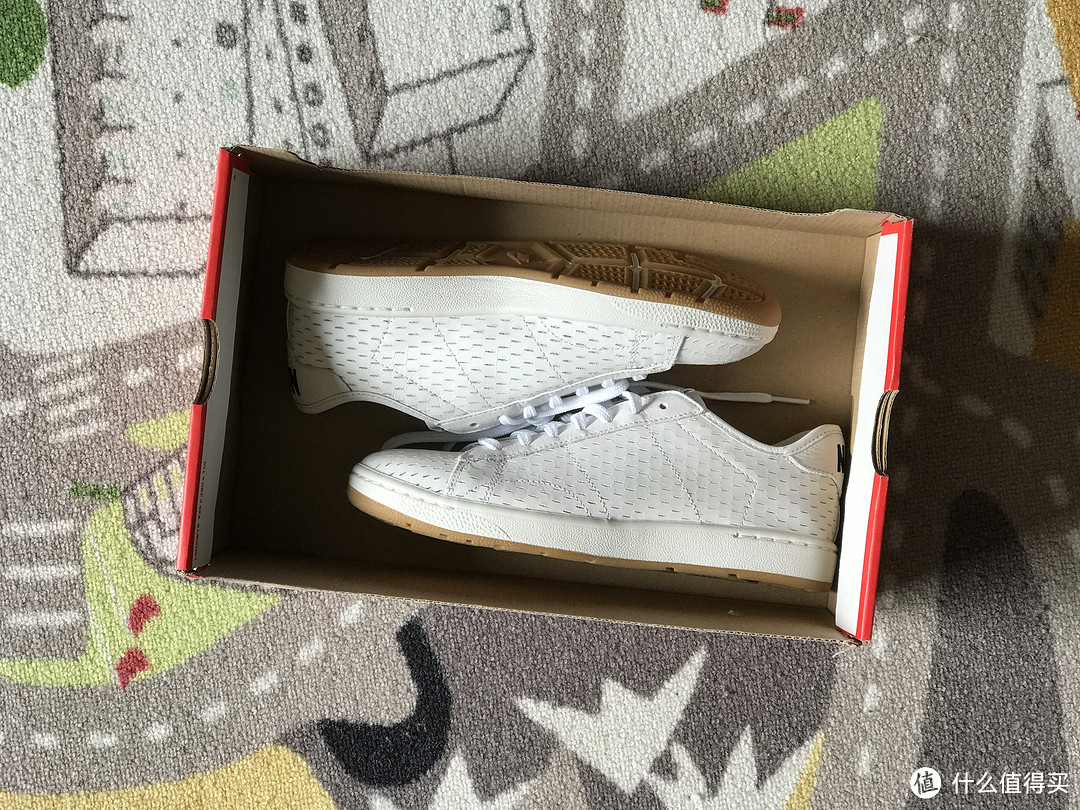 真皮小白鞋！NIKE W TENNIS CLASSIC ULTRA DECONS复刻鞋（附与Stan Smith对比）