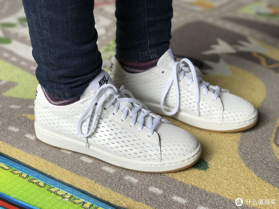 真皮小白鞋！NIKE W TENNIS CLASSIC ULTRA DECONS复刻鞋（附与Stan Smith对比）