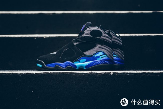 我们都是追梦者，为还年幼时的梦 AIR JORDAN8 aqua 水鬼 篮球鞋