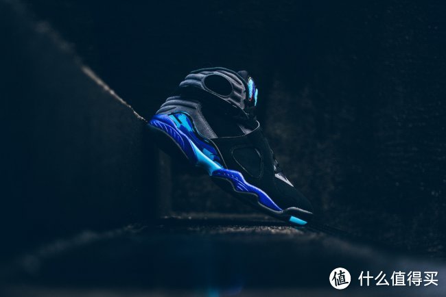 我们都是追梦者，为还年幼时的梦 AIR JORDAN8 aqua 水鬼 篮球鞋