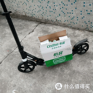 让我滑个够,DECATHLON 迪卡侬 TOWN7 XL成人滑板车 开箱滑起来