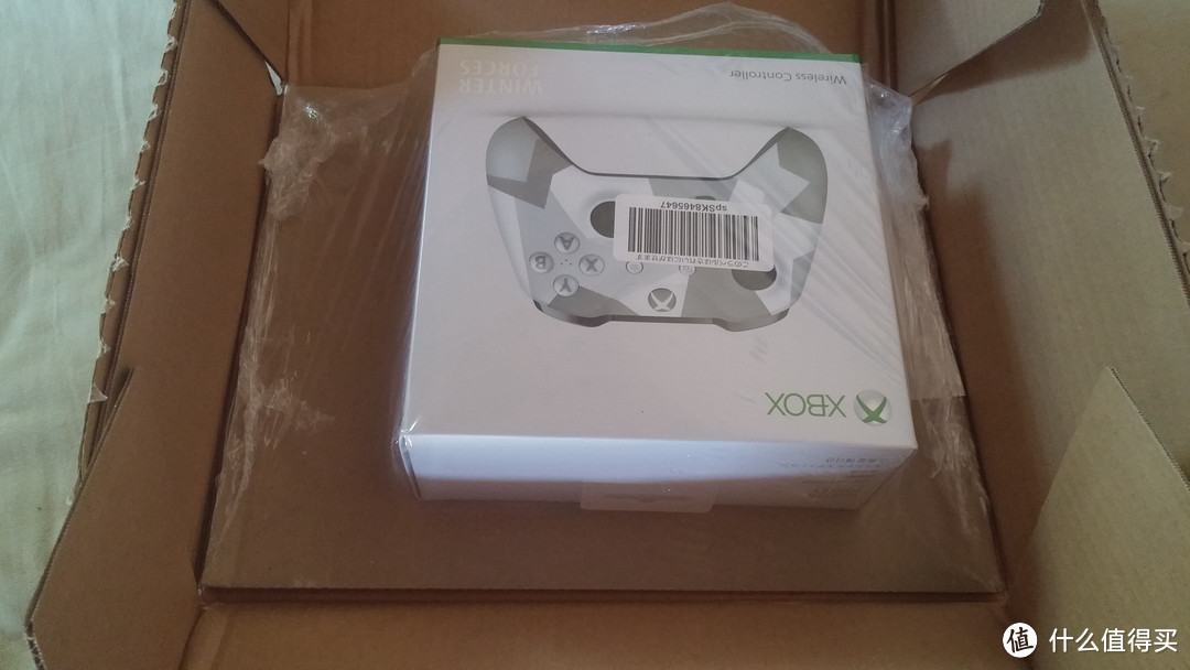 以人为本的手柄大厂 — 新版 Microsoft 微软 Xbox One 无线控制器 冬日武力