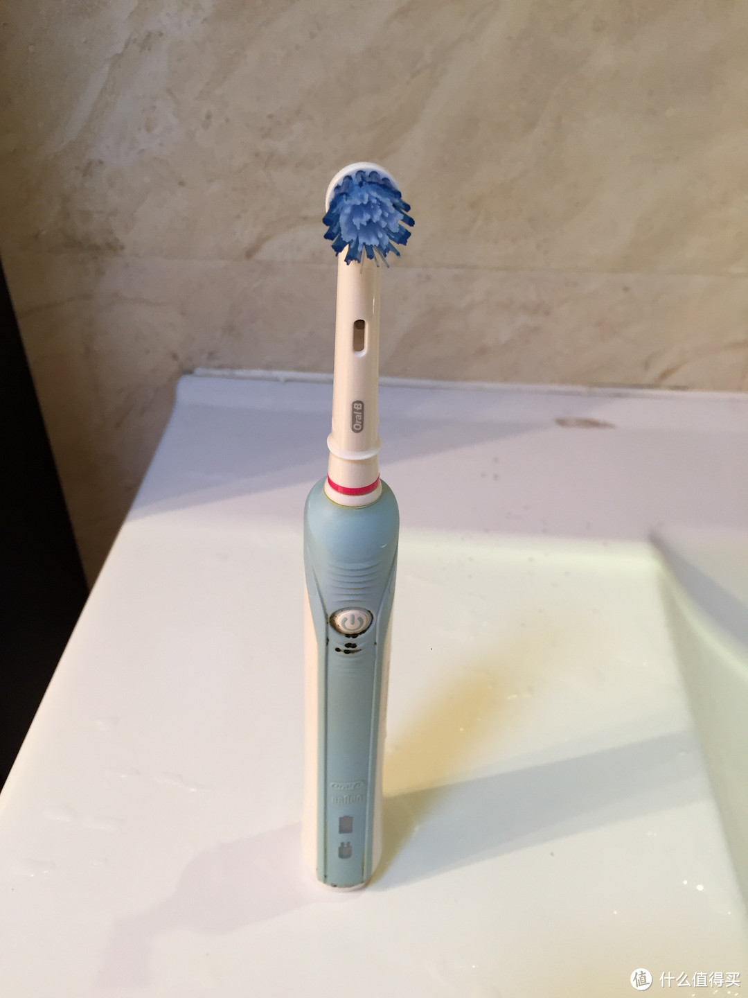 Oral-B 欧乐-B D16电动牙刷 使用有感