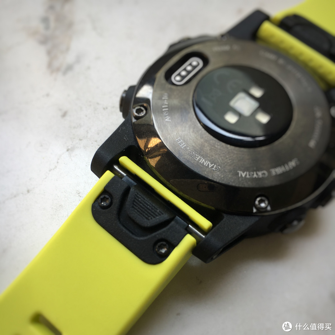 #原创新人#本站首晒#细手腕户外爱好者的福音：Garmin Fenix 5S国行英文版蓝宝石运动表