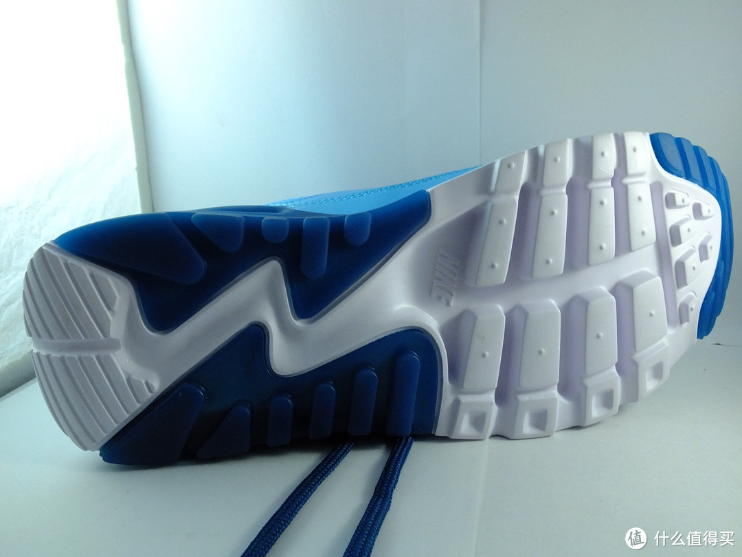 我的球鞋晒单 篇九:nike air max 90 ultra essential 724981 缓震运动鞋 开箱