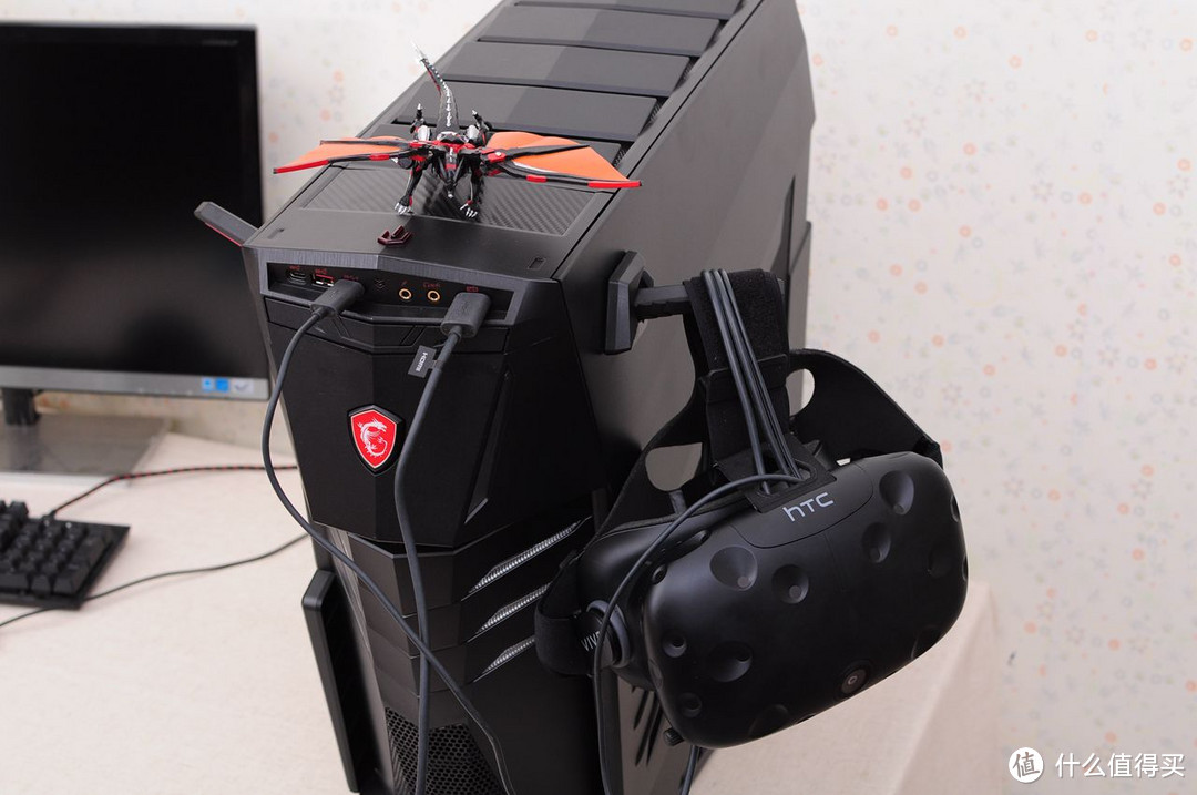 #本站首晒# MSI高端电竞主机+HTC VIVE VR+三联屏，打造豪华家庭游戏娱乐系统