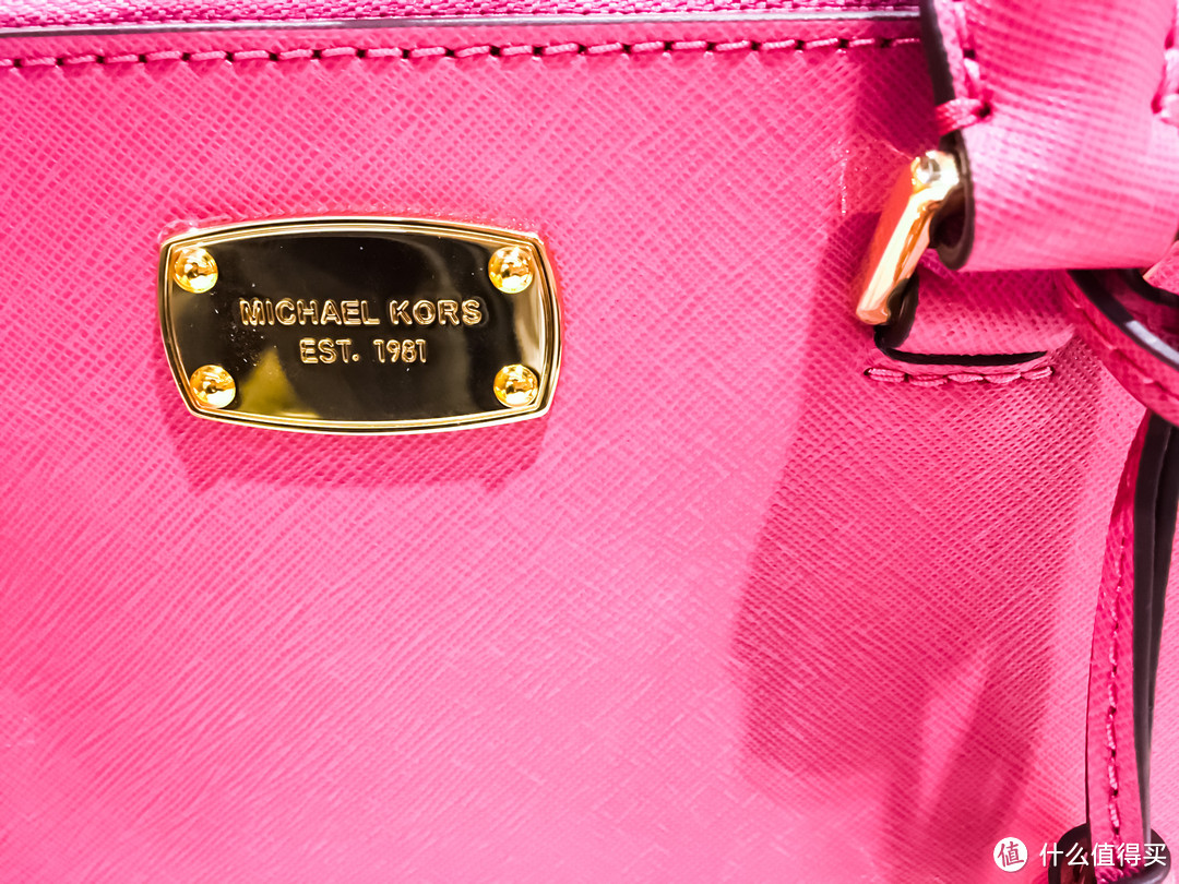 今年我买了个包：MICHAEL KORS 中号皮质手袋