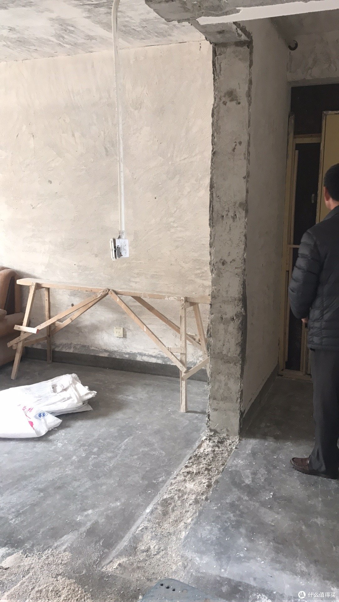 隐蔽工程(砸墙,水,电)
