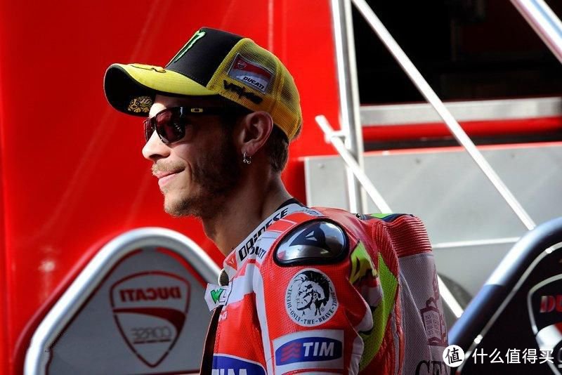 #本站首晒#Valentino Rossi 同款：AGV Pista GP头盔体验评测