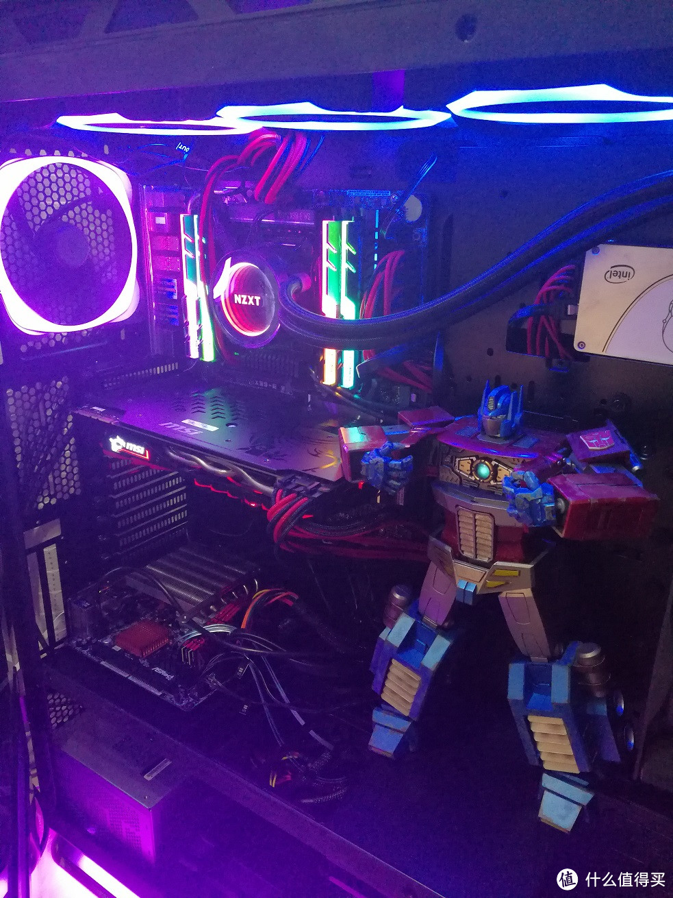 My name is OPTIMUS PRIME — P1S擎天柱G1雕像 开箱