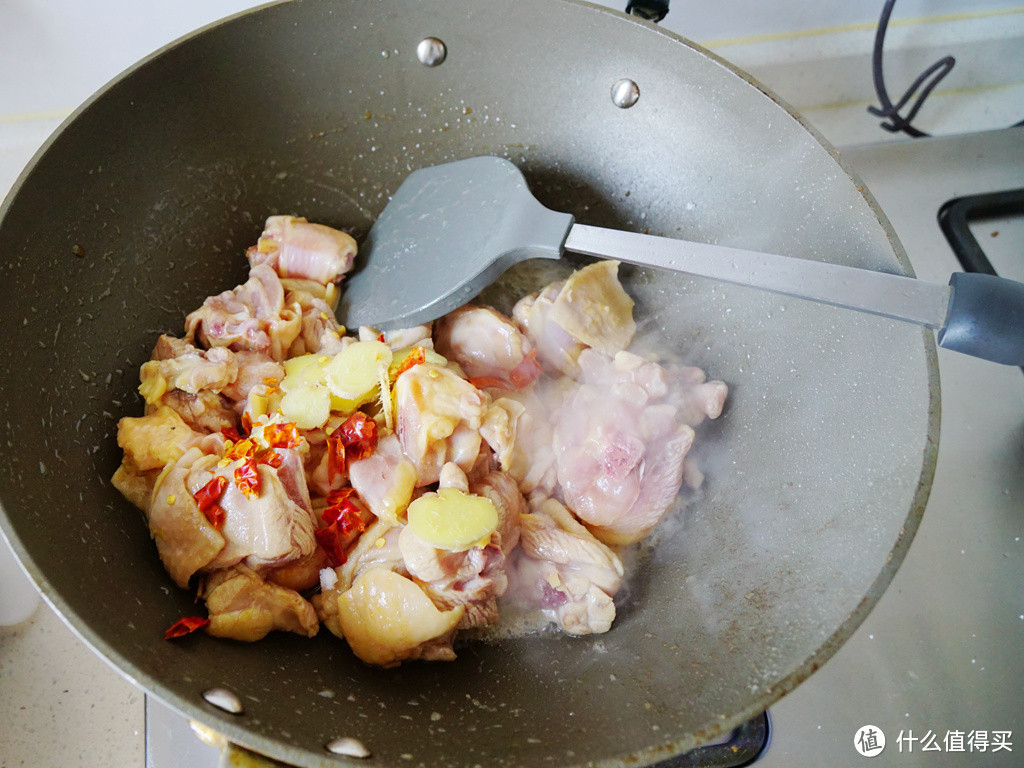 米饭杀手 — 麻辣牛肉+黄焖鸡