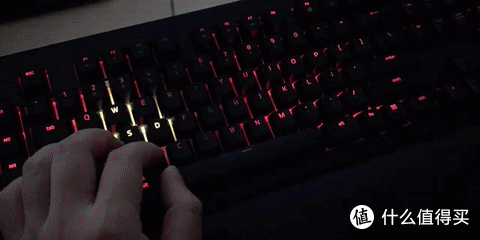 #本站首晒#论灯光的正确玩法--RAZER 雷蛇 黑寡妇蜘蛛幻彩版V2 机械键盘