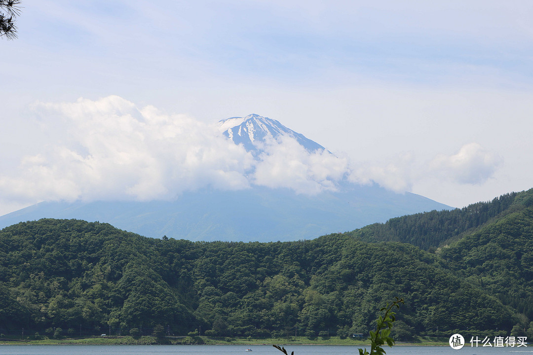 环湖看富士山景6