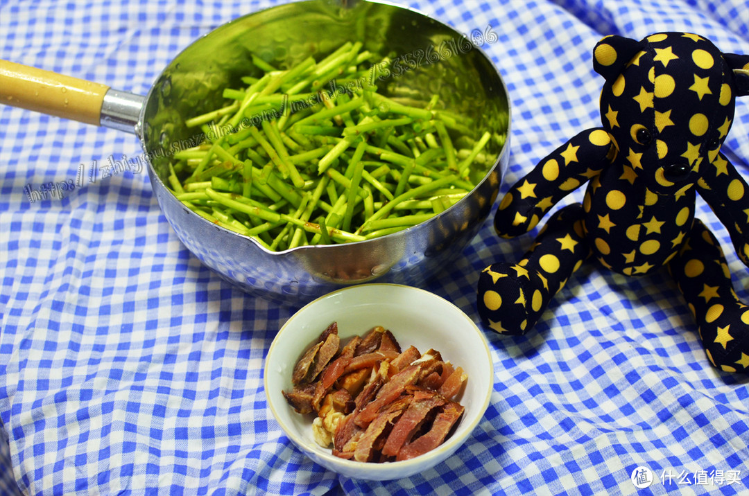 春食野菜家常：蕨菜、芦蒿、香椿