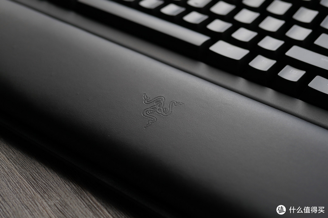 手托才是本体!RAZER 雷蛇 黑寡妇蜘蛛V2 开箱