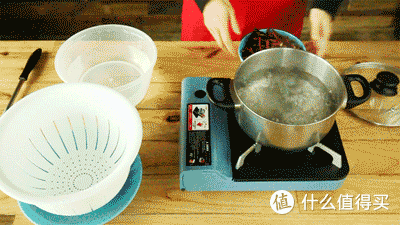 本以为香椿又是“逼供食物”，万万没想到……