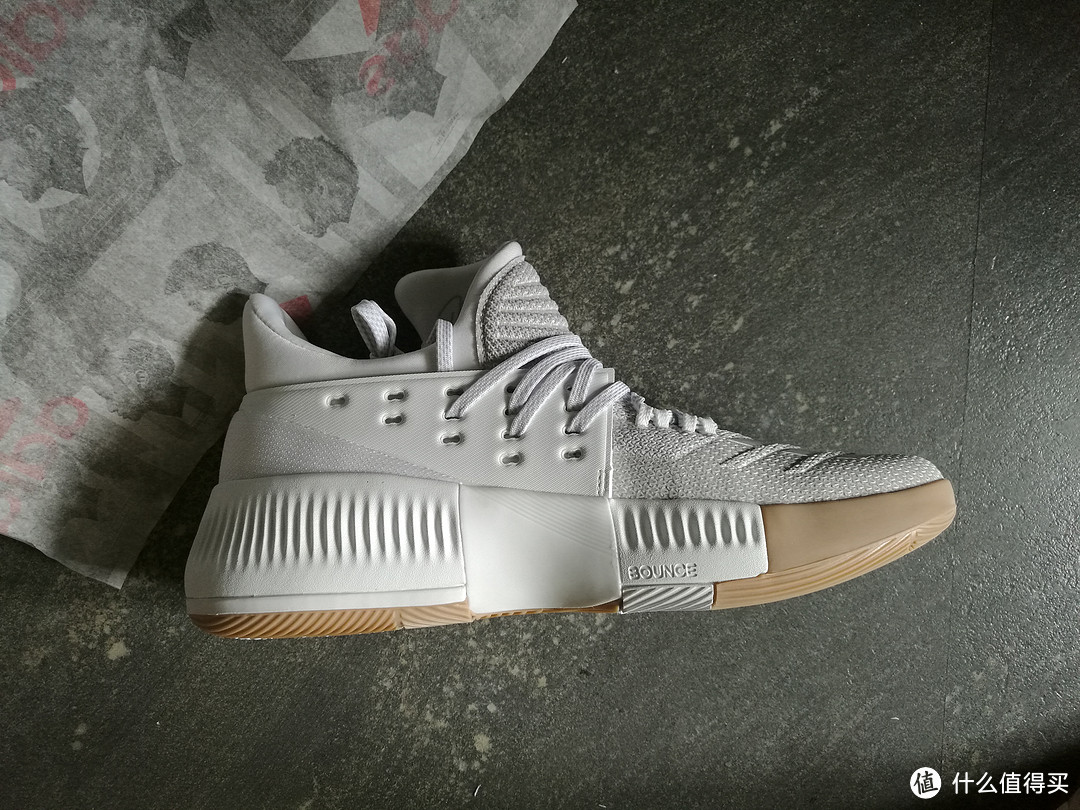 adidas 阿迪达斯 Dame 3 Legacy（利拉德3白）开箱