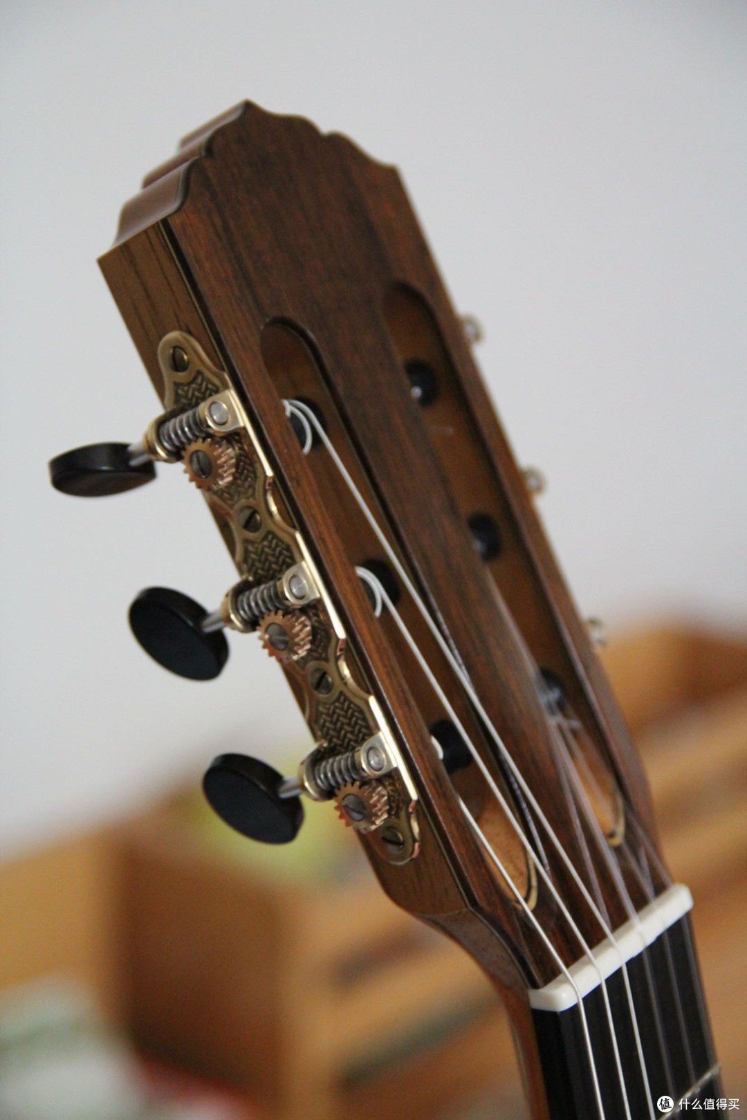 随琴附赠的hiscox琴箱.打开琴箱时要握紧手里的手机,相机之类的东西.