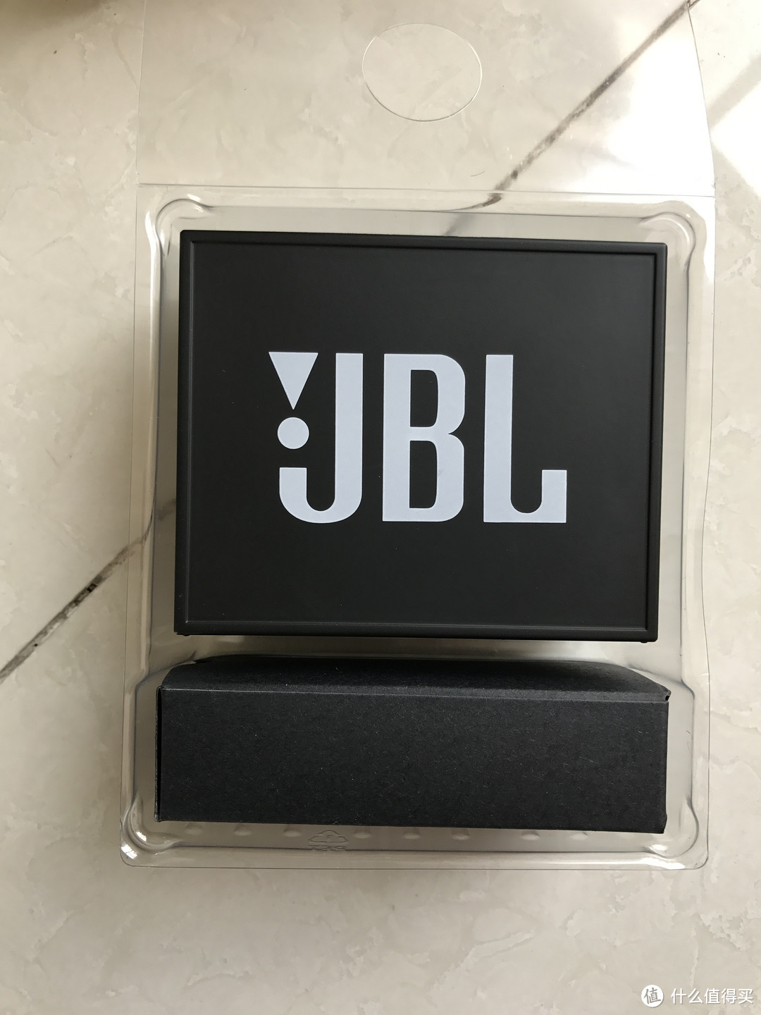 #中奖秀# 突然的惊喜：值友幸运屋奖品 JBL GO 音乐金砖蓝牙音箱