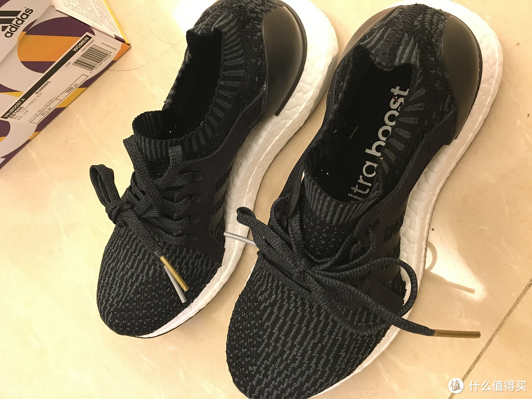 开箱晒物：adidas阿迪达斯2017年Ultra Boost X跑步鞋