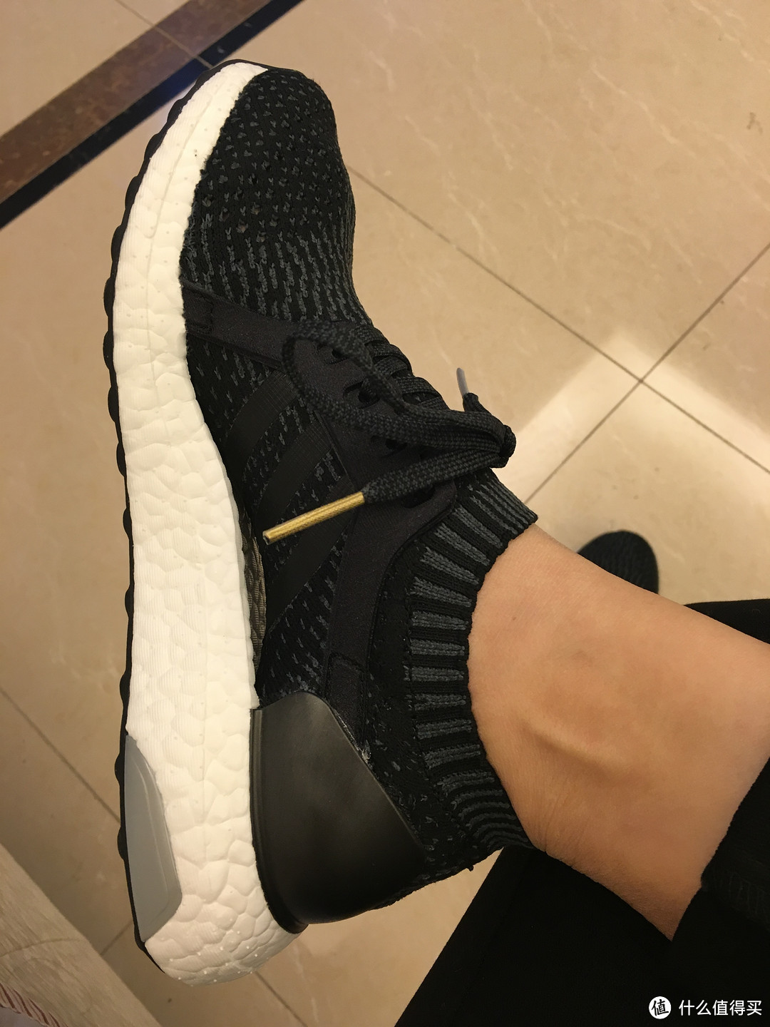 开箱晒物：adidas阿迪达斯2017年Ultra Boost X跑步鞋