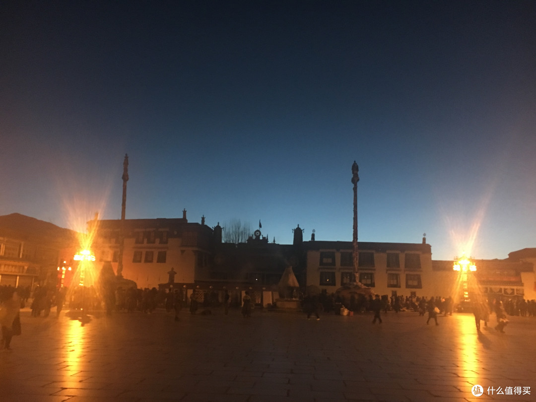 进藏与八廓街清大臣衙门以及寺庙们