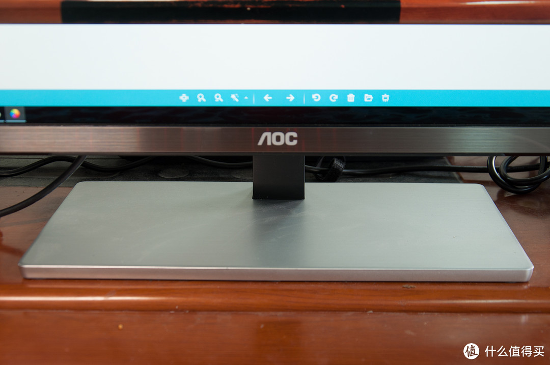 一边学术，一边购物：AOC Q3277FQE 巨屏显示器的深度测评体验