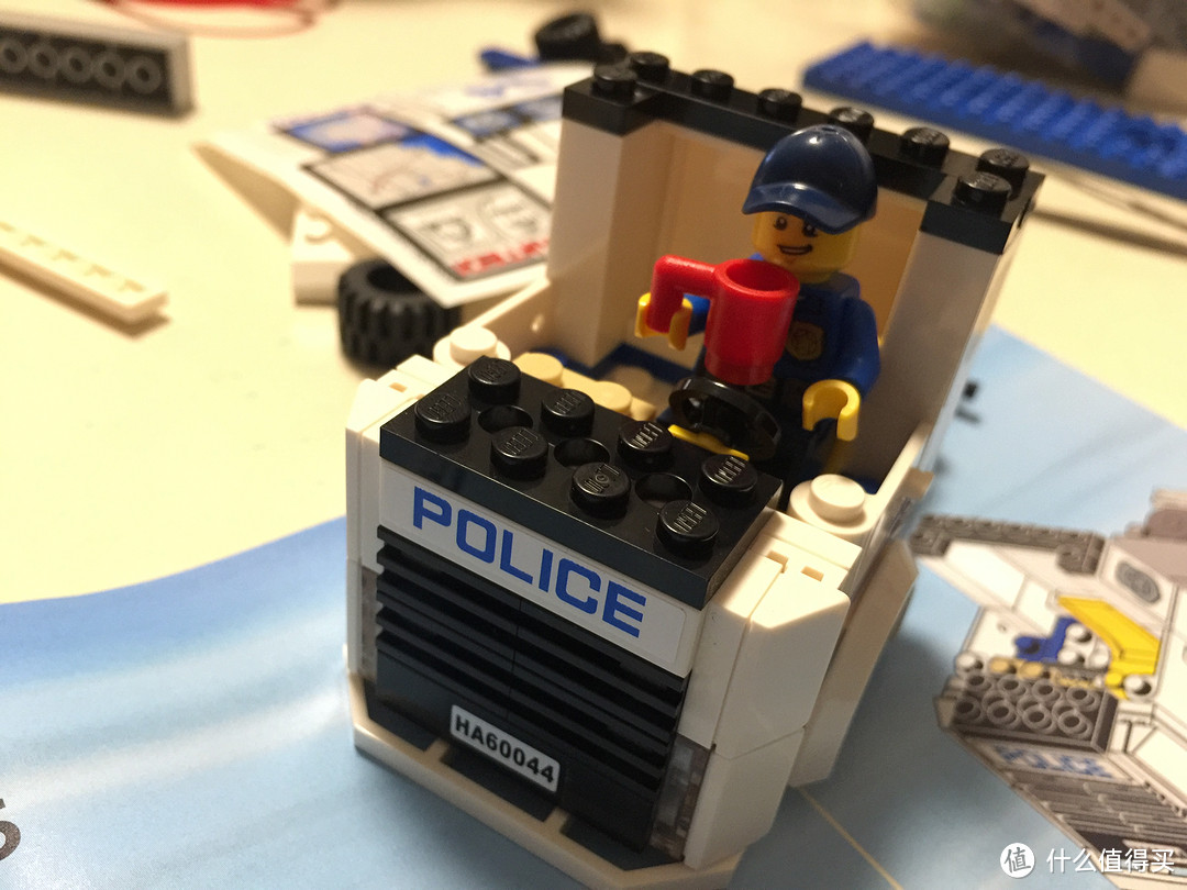 Big的lego：永恒的玩乐话题警察抓小偷—60044