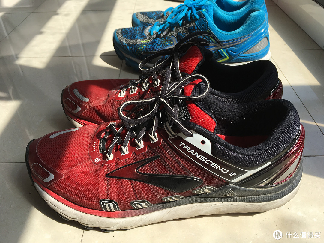 双双600KM：asics 亚瑟士 gel kayano22 VS brooks transcend 2 跑鞋 对比评测