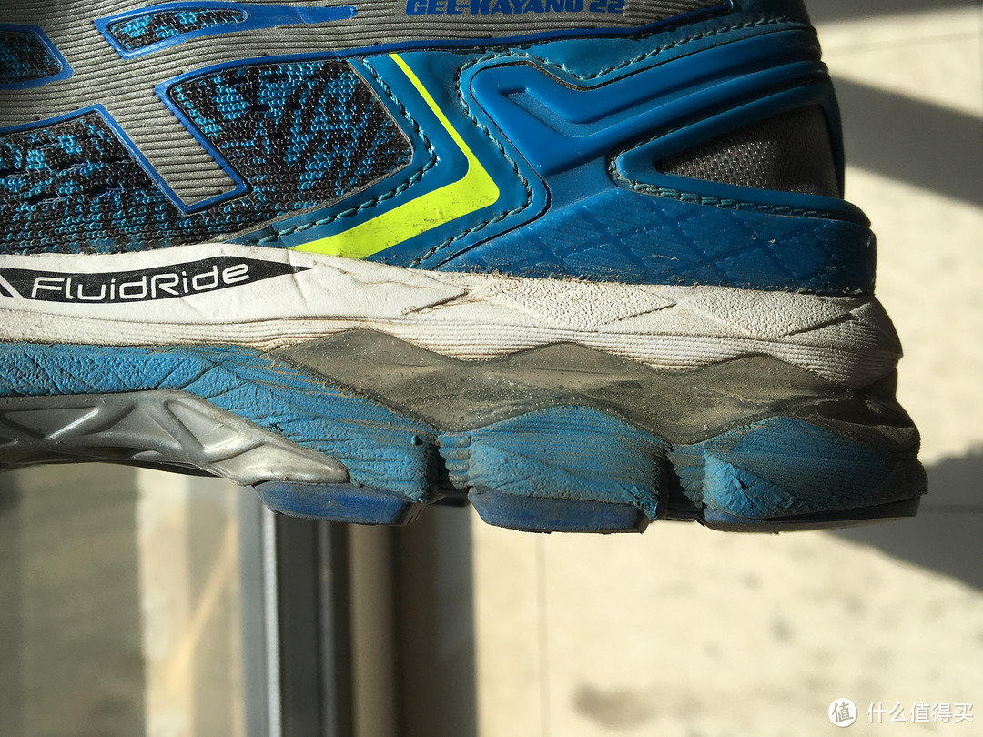 双双600KM：asics 亚瑟士 gel kayano22 VS brooks transcend 2 跑鞋 对比评测