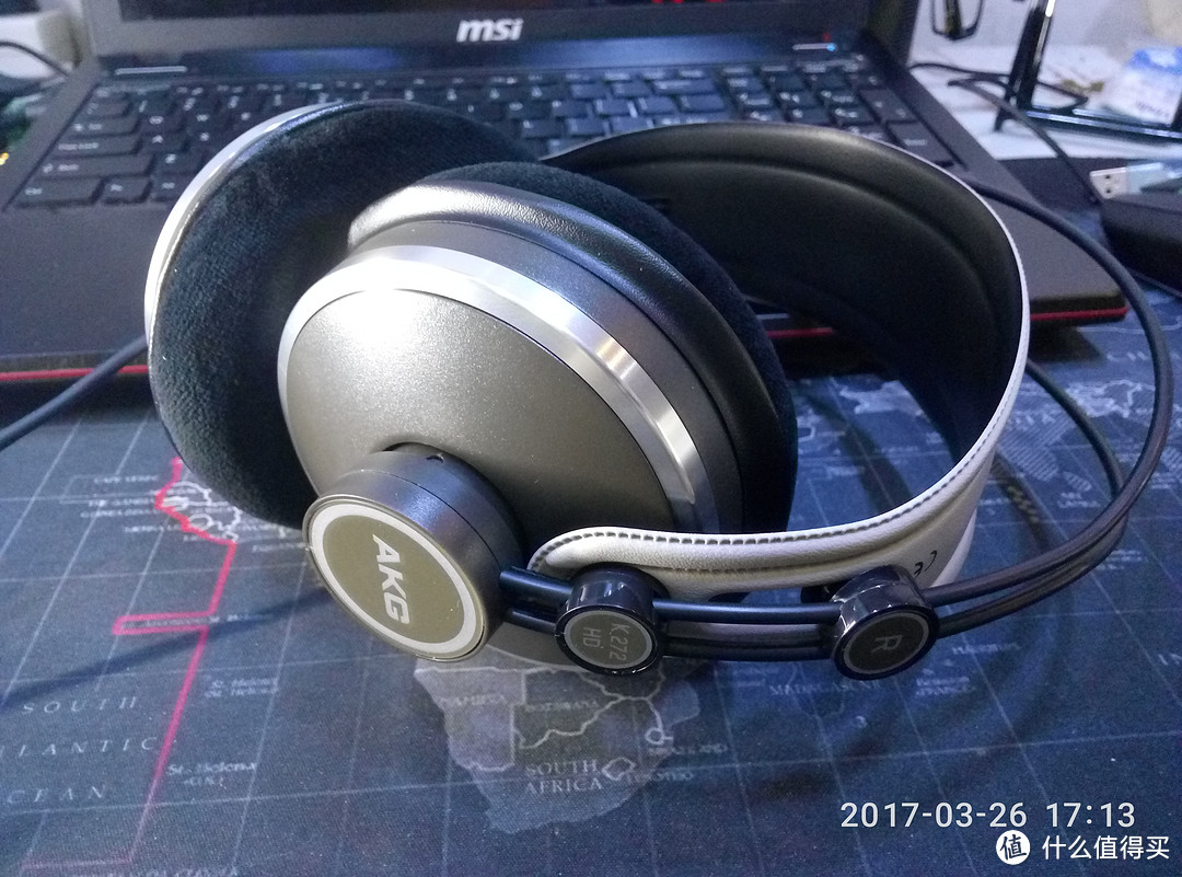 年轻人的第一个头戴式耳机：AKG K272HD 头戴式耳机