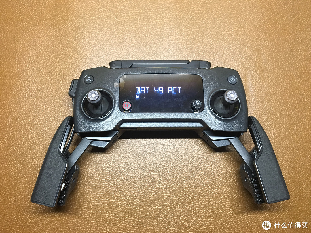 第一台无人机：DJI 大疆 御 Mavic Pro 紧凑型无人机 割草