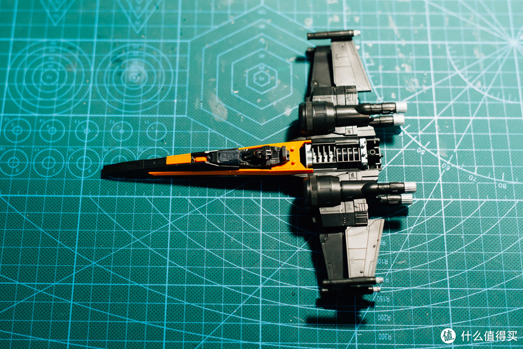 懒汉的另类选择？—BANDAI 万代 1:72 X-WING战机开箱